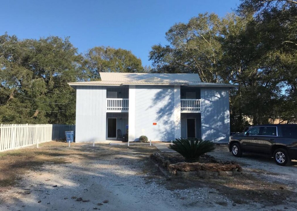 524 Elm Avenue, Unit Apt A in Panama City, FL - Building Photo