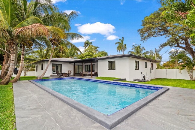 property at 500 NE 6th St