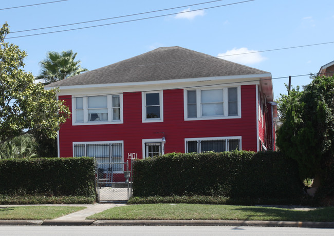 1401 Waugh Dr in Houston, TX - Foto de edificio - Building Photo