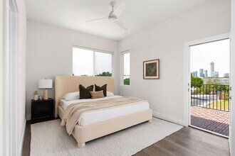 2108 Rosewood Ave, Unit 208 in Austin, TX - Building Photo - Building Photo