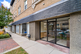 1442 W Howard St, Unit #1440-13 Apartments