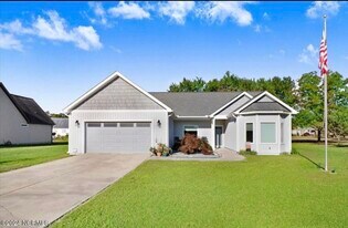 303 Aarons Pl in Goldsboro, NC - Building Photo