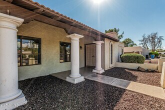 6827 E Redfield Rd in Scottsdale, AZ - Building Photo - Building Photo
