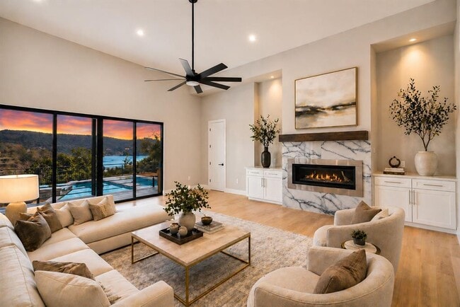 property at 17709 Hunters Hollow