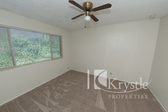 355 Parkview Terrace-Unit -#B-6 in Vallejo, CA - Building Photo - Building Photo