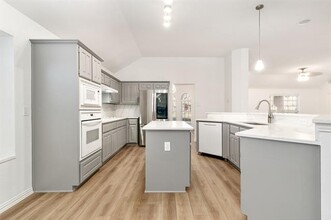 3010 Chalkstone Dr in Rowlett, TX - Building Photo - Building Photo