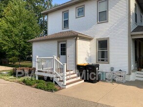 2574 Sherwood St SW in Byron Center, MI - Building Photo - Building Photo