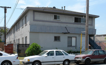 10716 Francis Pl in Los Angeles, CA - Building Photo - Building Photo