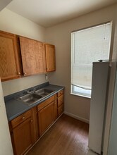212 McClelland Ave in St Bernard, OH - Foto de edificio - Building Photo