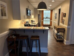 136 E State St in Ithaca, NY - Building Photo - Building Photo