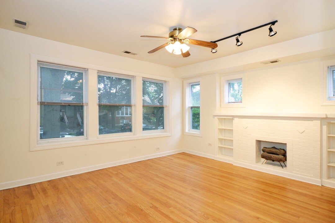 4654 N Avers Ave in Chicago, IL - Building Photo