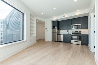 The Avenue in Fishtown in Philadelphia, PA - Building Photo - Interior Photo