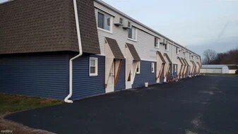 Parsons Apartments in Ovid, MI - Building Photo