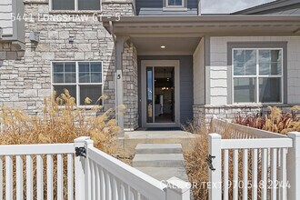 5441 Longshaw Ct in Windsor, CO - Building Photo - Building Photo
