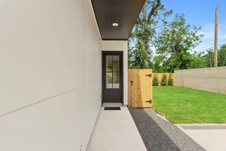6139 W Forest Dr in Houston, TX - Building Photo - Building Photo