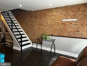 2423 W Seybert St in Philadelphia, PA - Building Photo - Building Photo