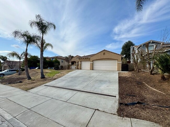 28801 Eridanus Dr in Menifee, CA - Building Photo - Building Photo