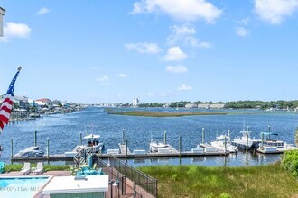 111 Florida Ave in Carolina Beach, NC - Building Photo - Building Photo