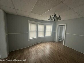 119 Center Ave in Plymouth, PA - Building Photo - Building Photo