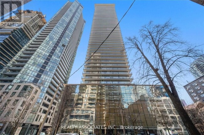 property at 33-2233 Charles St E