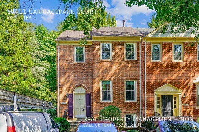 property at 10411 Carriagepark Ct