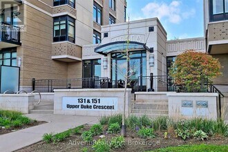 131 Upper Duke Crescent in Markham, ON - Building Photo - Building Photo
