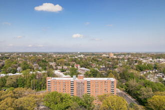 Four Freedoms House- Seniors 62 yrs and older in Philadelphia, PA - Foto de edificio - Building Photo