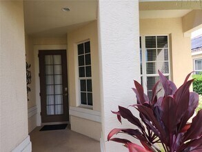 6642 Tailfeather Way in Bradenton, FL - Building Photo - Building Photo