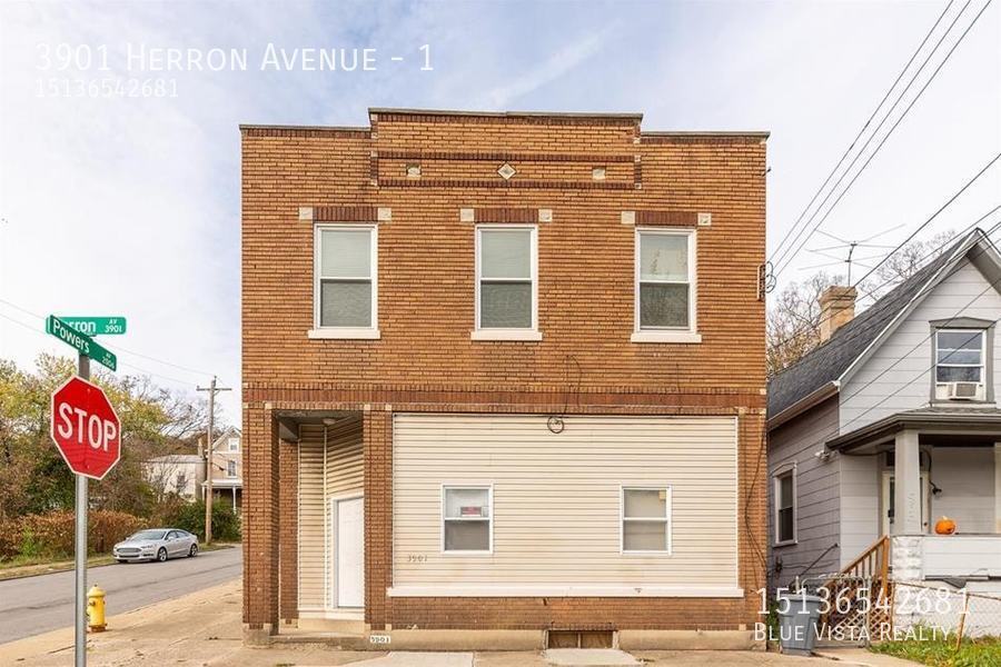 3901 Herron Ave in Cincinnati, OH - Building Photo