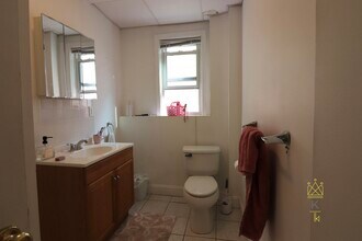 5 A Kendall St in Brookline, MA - Building Photo - Building Photo