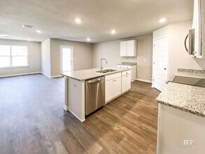 10641 Northern Dancer Ct in Daphne, AL - Building Photo - Building Photo