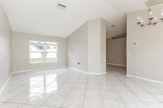 410 Marlberry Leaf Ave in Kissimmee, FL - Building Photo - Building Photo