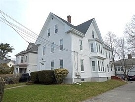 55 Everett St in Middleboro, MA - Building Photo