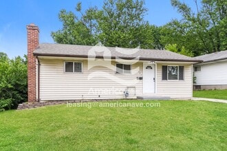 137 Glen Garry Rd in St. Louis, MO - Building Photo - Building Photo