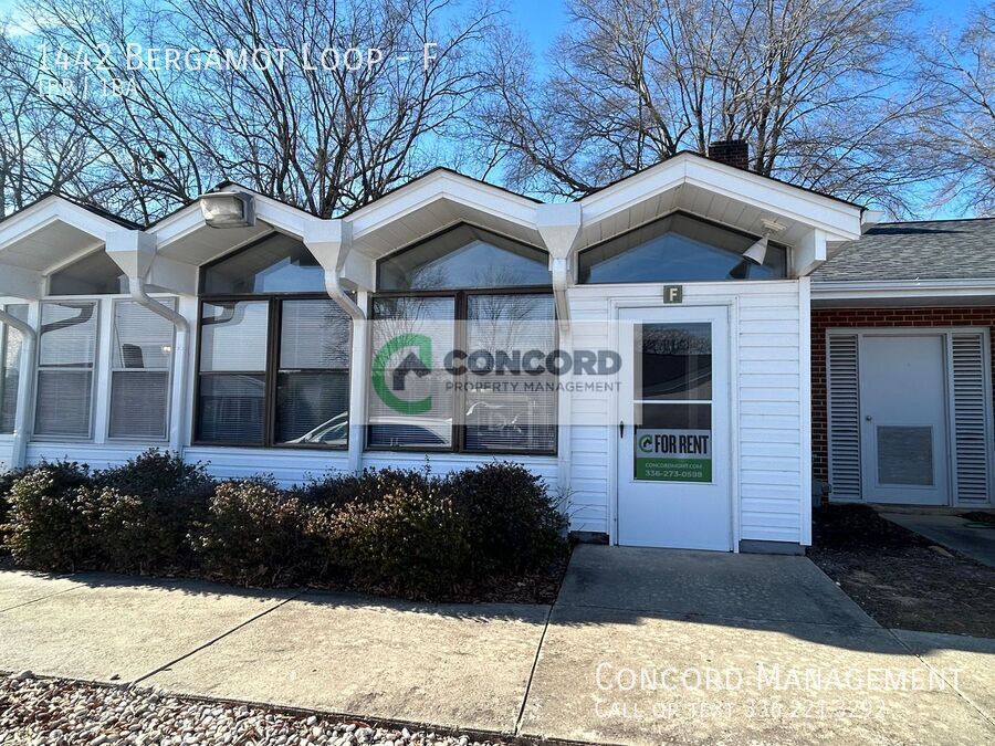 1442 Bergamot Loop-Unit -F in High Point, NC - Building Photo