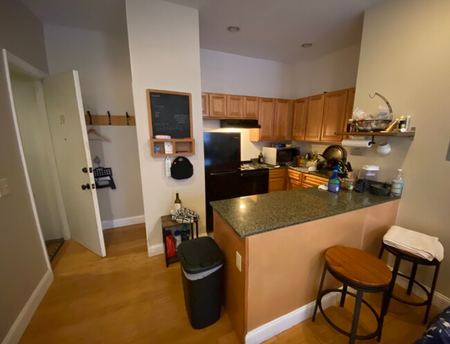 41 Saint Botolph St, Unit 29 in Boston, MA - Building Photo - Building Photo