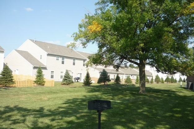 Country Villa Apartments in West Lafayette, IN - Building Photo - Building Photo