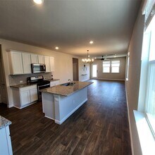 709 Aster Pl in Bastrop, TX - Building Photo - Building Photo