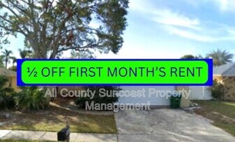 2578 Surrey Dr in Palm Harbor, FL - Building Photo
