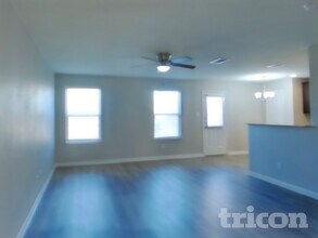 676 Yearwood Ln in Jarrell, TX - Building Photo - Building Photo