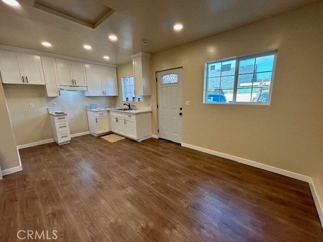 1052 W 109th Pl in Los Angeles, CA - Building Photo - Building Photo