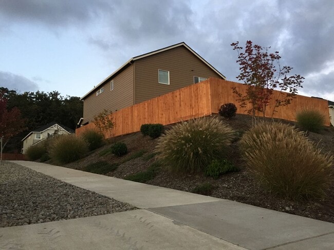 property at 2896 Northwest San Pedro Avenue