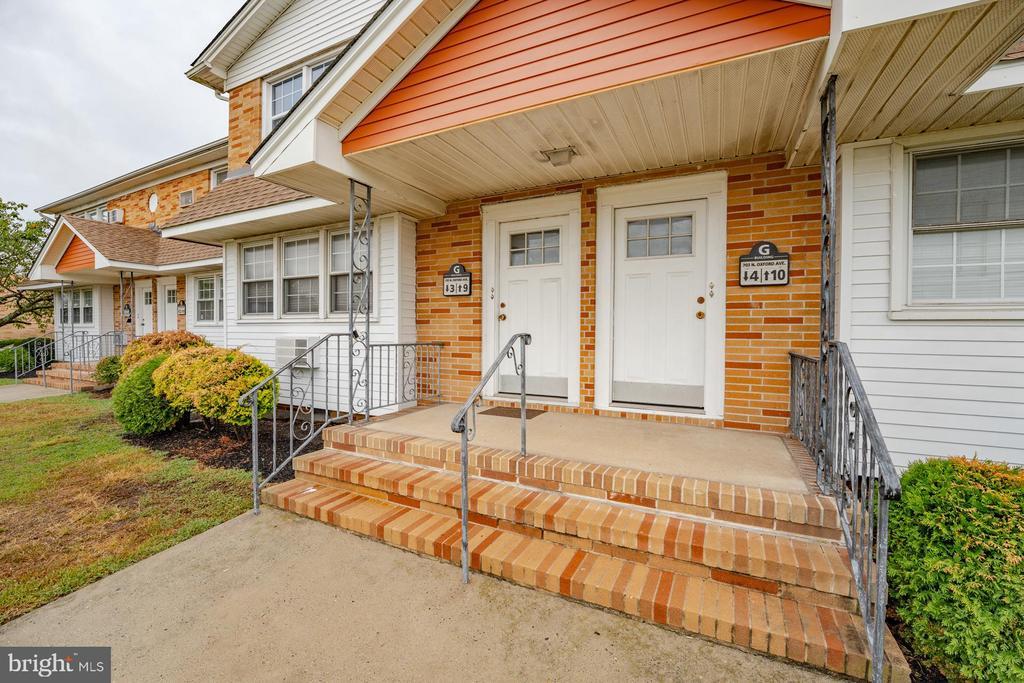 703 N Oxford Ave in Ventnor City, NJ - Building Photo