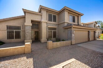 18027 N 50th Pl in Scottsdale, AZ - Building Photo - Building Photo