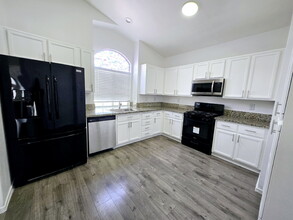 2205 Keller Ct in North Las Vegas, NV - Building Photo - Building Photo