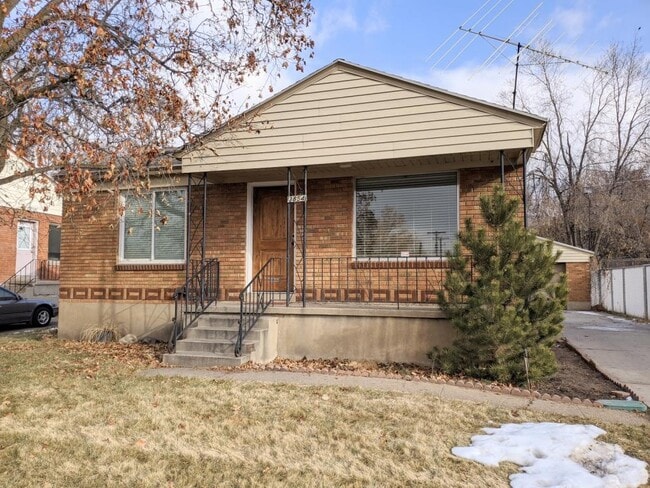 property at 3854 Jefferson Ave