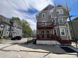 246 Federal St in Providence, RI - Building Photo