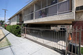 1056 Dewey Ave in Los Angeles, CA - Building Photo - Building Photo