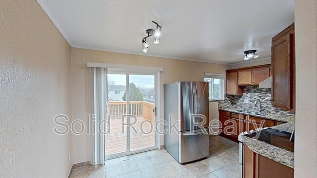 property at 2615 Tomah Pl