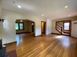 421 E 1st St in Bloomington, IN - Building Photo - Building Photo